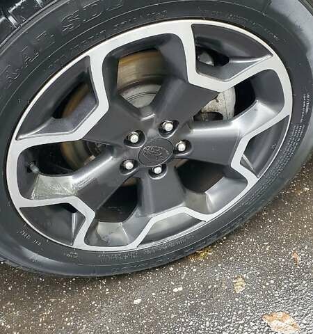 Серый Субару Crosstrek, объемом двигателя 2 л и пробегом 150 тыс. км за 11000 $, фото 21 на Automoto.ua