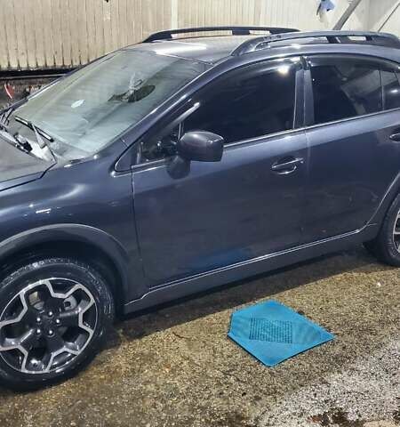 Серый Субару Crosstrek, объемом двигателя 2 л и пробегом 150 тыс. км за 11000 $, фото 1 на Automoto.ua