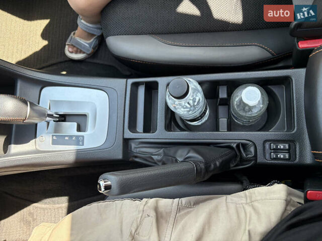 Серый Субару Crosstrek, объемом двигателя 2 л и пробегом 128 тыс. км за 13200 $, фото 5 на Automoto.ua