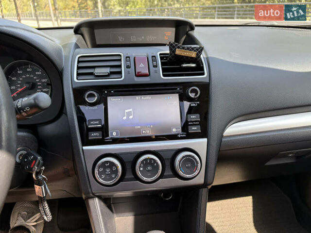 Серый Субару Crosstrek, объемом двигателя 2 л и пробегом 128 тыс. км за 13200 $, фото 4 на Automoto.ua