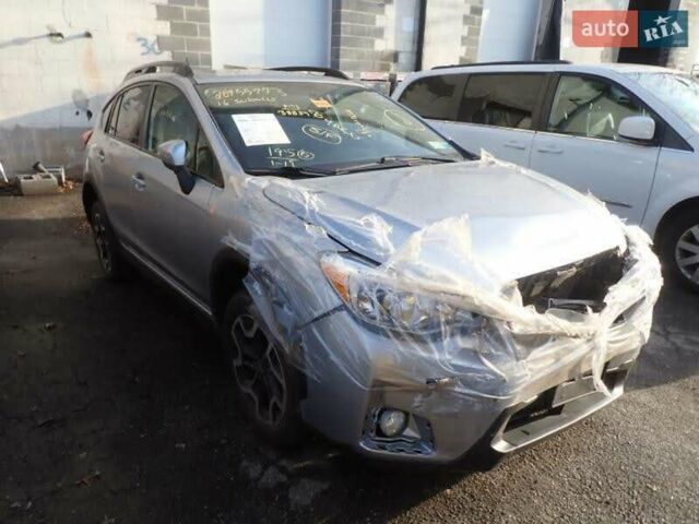 Серый Субару Crosstrek, объемом двигателя 2 л и пробегом 72 тыс. км за 13900 $, фото 2 на Automoto.ua