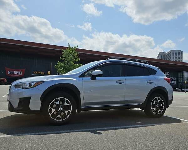 Серый Субару Crosstrek, объемом двигателя 2 л и пробегом 201 тыс. км за 12500 $, фото 4 на Automoto.ua