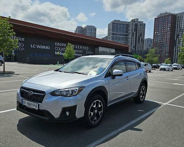 Серый Субару Crosstrek, объемом двигателя 2 л и пробегом 201 тыс. км за 12500 $, фото 2 на Automoto.ua