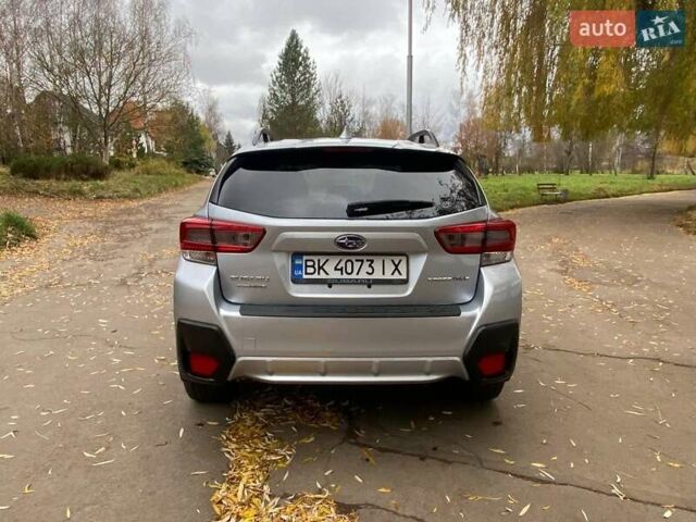 Серый Субару Crosstrek, объемом двигателя 2 л и пробегом 204 тыс. км за 14000 $, фото 4 на Automoto.ua