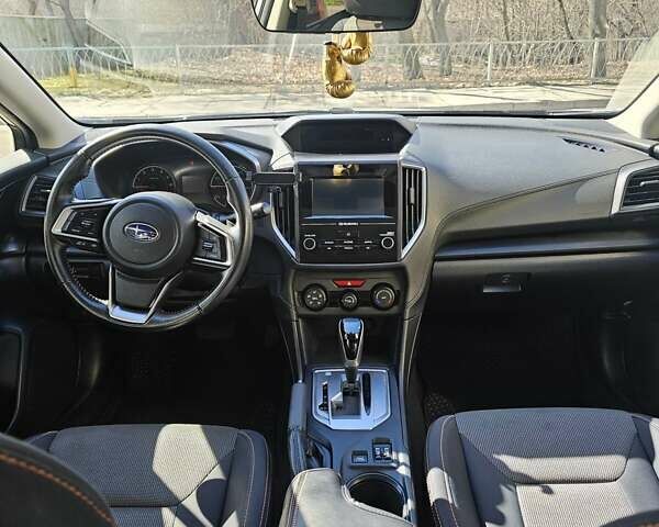 Серый Субару Crosstrek, объемом двигателя 2 л и пробегом 201 тыс. км за 12500 $, фото 10 на Automoto.ua