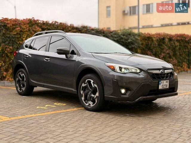 Серый Субару Crosstrek, объемом двигателя 2.5 л и пробегом 31 тыс. км за 25900 $, фото 2 на Automoto.ua