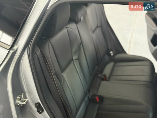 Серый Субару Crosstrek, объемом двигателя 2.5 л и пробегом 70 тыс. км за 18500 $, фото 21 на Automoto.ua