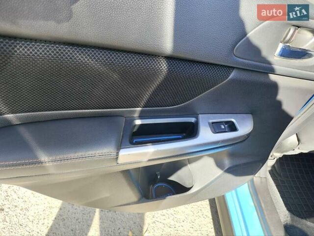 Синій Субару Crosstrek, об'ємом двигуна 2 л та пробігом 145 тис. км за 11950 $, фото 18 на Automoto.ua
