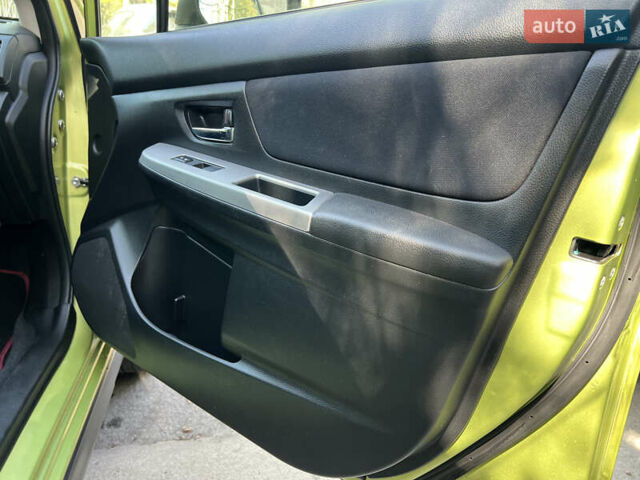 Зелений Субару Crosstrek, об'ємом двигуна 2 л та пробігом 185 тис. км за 11700 $, фото 27 на Automoto.ua