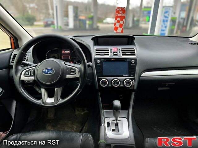 Оранжевый Субару Crosstrek, объемом двигателя 20 л и пробегом 100 тыс. км за 13700 $, фото 2 на Automoto.ua