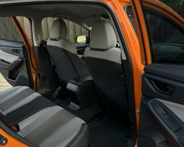 Помаранчевий Субару Crosstrek, об'ємом двигуна 2 л та пробігом 128 тис. км за 16000 $, фото 9 на Automoto.ua