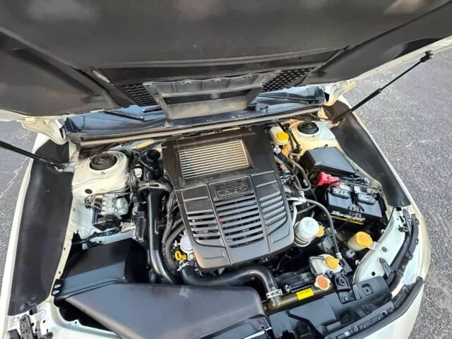 Білий Субару Impreza WRX, об'ємом двигуна 2 л та пробігом 43 тис. км за 12000 $, фото 10 на Automoto.ua