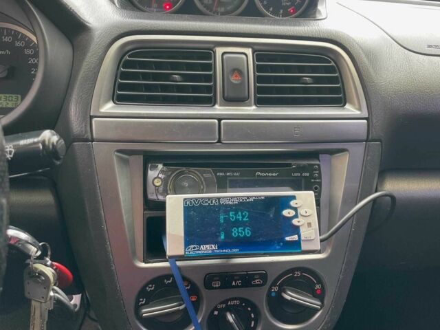 Чорний Субару Impreza WRX, об'ємом двигуна 2 л та пробігом 190 тис. км за 6500 $, фото 4 на Automoto.ua