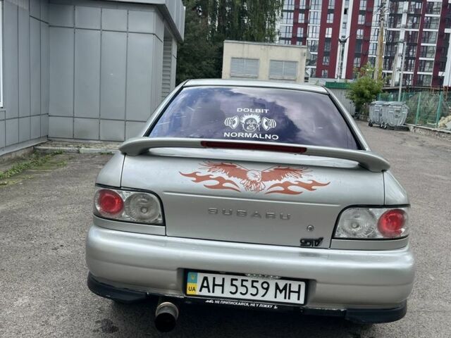 Серый Субару Impreza WRX, объемом двигателя 2 л и пробегом 250 тыс. км за 1700 $, фото 3 на Automoto.ua
