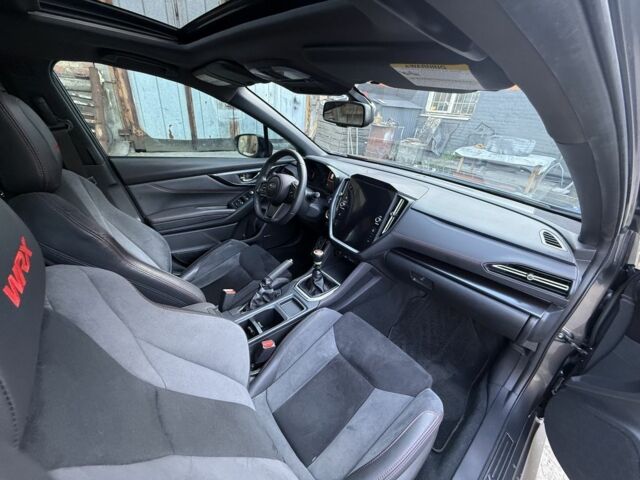 Серый Субару Impreza WRX, объемом двигателя 2.4 л и пробегом 52 тыс. км за 23000 $, фото 6 на Automoto.ua