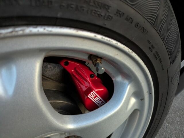 Серый Субару Impreza WRX, объемом двигателя 2 л и пробегом 222 тыс. км за 12000 $, фото 16 на Automoto.ua