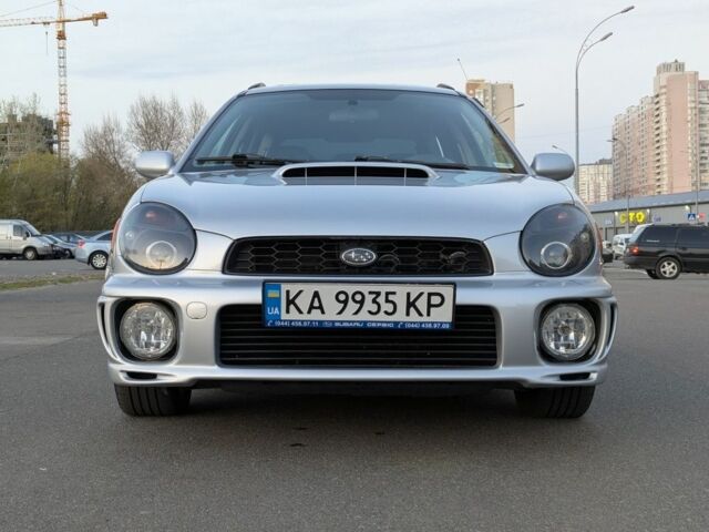Серый Субару Impreza WRX, объемом двигателя 2 л и пробегом 222 тыс. км за 12000 $, фото 3 на Automoto.ua