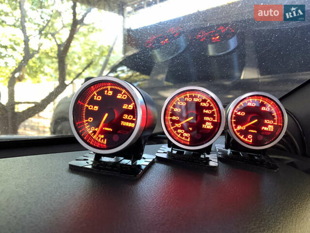 Белый Субару Импреза ВРХ СТИ, объемом двигателя 2.46 л и пробегом 84 тыс. км за 20000 $, фото 16 на Automoto.ua