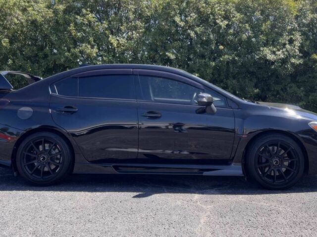 Черный Субару Импреза ВРХ СТИ, объемом двигателя 2.5 л и пробегом 76 тыс. км за 11300 $, фото 6 на Automoto.ua