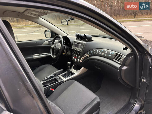 Серый Субару Импреза ВРХ СТИ, объемом двигателя 1.6 л и пробегом 50 тыс. км за 15000 $, фото 28 на Automoto.ua