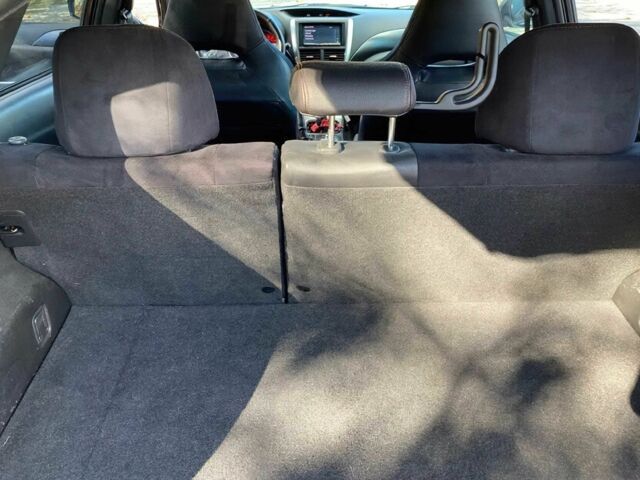 Серый Субару Импреза ВРХ СТИ, объемом двигателя 2.5 л и пробегом 83 тыс. км за 12700 $, фото 9 на Automoto.ua