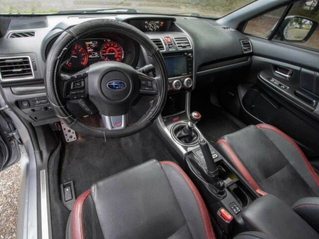 Серый Субару Импреза ВРХ СТИ, объемом двигателя 2.5 л и пробегом 50 тыс. км за 13200 $, фото 6 на Automoto.ua