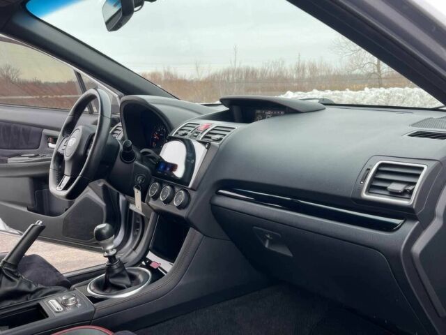 Серый Субару Импреза ВРХ СТИ, объемом двигателя 2.5 л и пробегом 35 тыс. км за 13000 $, фото 6 на Automoto.ua