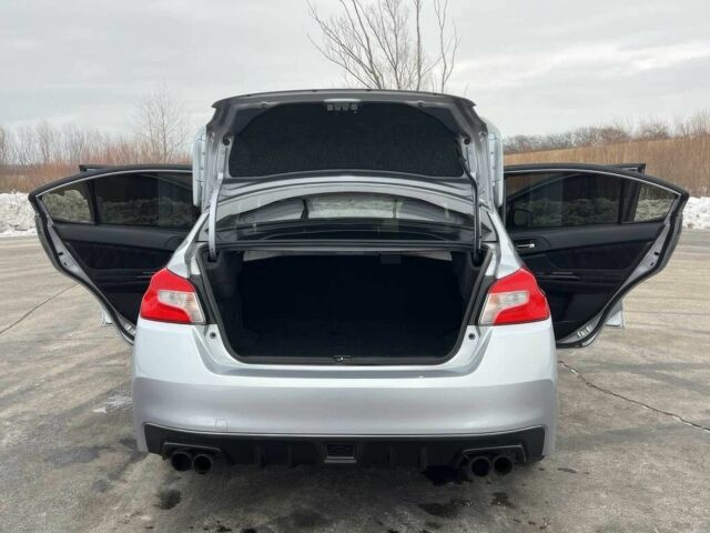 Серый Субару Импреза ВРХ СТИ, объемом двигателя 2.5 л и пробегом 35 тыс. км за 13000 $, фото 15 на Automoto.ua