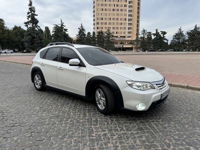Белый Субару Impreza XV, объемом двигателя 2 л и пробегом 240 тыс. км за 9999 $, фото 2 на Automoto.ua