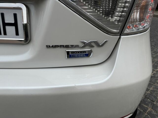 Белый Субару Impreza XV, объемом двигателя 2 л и пробегом 240 тыс. км за 9500 $, фото 15 на Automoto.ua