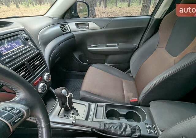 Черный Субару Impreza XV, объемом двигателя 1.99 л и пробегом 165 тыс. км за 7800 $, фото 10 на Automoto.ua