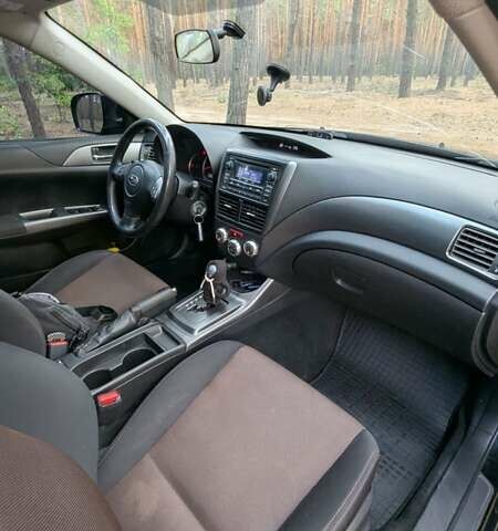 Черный Субару Impreza XV, объемом двигателя 1.99 л и пробегом 165 тыс. км за 7800 $, фото 2 на Automoto.ua