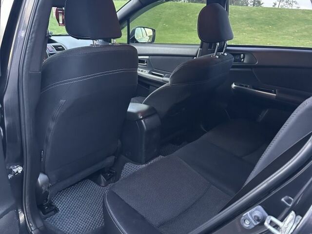 Серый Субару Impreza XV, объемом двигателя 2 л и пробегом 2 тыс. км за 10199 $, фото 6 на Automoto.ua