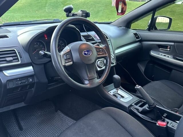 Серый Субару Impreza XV, объемом двигателя 2 л и пробегом 2 тыс. км за 10199 $, фото 4 на Automoto.ua