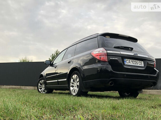 Черный Субару Legacy Outback, объемом двигателя 3 л и пробегом 275 тыс. км за 5600 $, фото 7 на Automoto.ua
