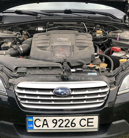 Черный Субару Legacy Outback, объемом двигателя 3 л и пробегом 275 тыс. км за 5600 $, фото 28 на Automoto.ua