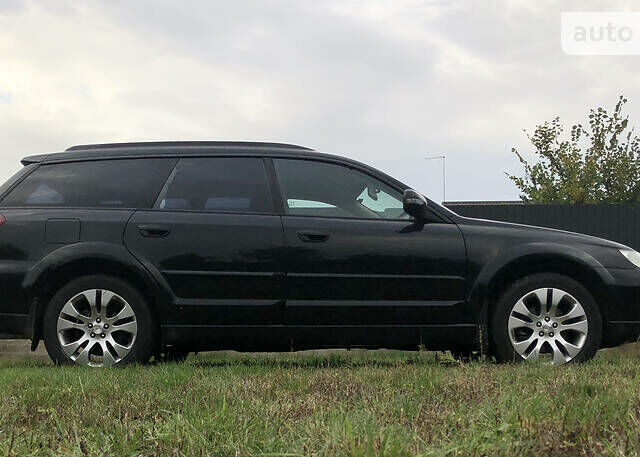 Черный Субару Legacy Outback, объемом двигателя 3 л и пробегом 275 тыс. км за 5600 $, фото 1 на Automoto.ua