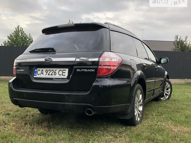 Черный Субару Legacy Outback, объемом двигателя 3 л и пробегом 275 тыс. км за 5600 $, фото 11 на Automoto.ua