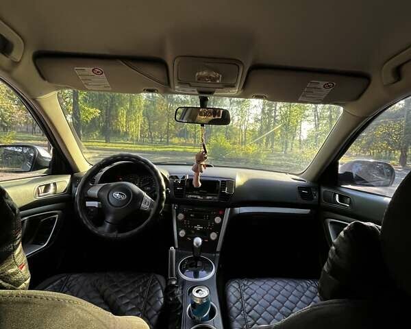 Сірий Субару Legacy Outback, об'ємом двигуна 2.5 л та пробігом 318 тис. км за 7300 $, фото 8 на Automoto.ua