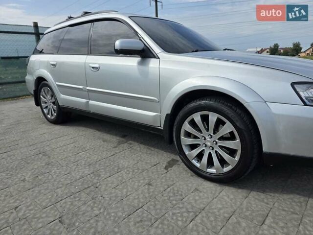 Серый Субару Legacy Outback, объемом двигателя 3 л и пробегом 247 тыс. км за 7800 $, фото 6 на Automoto.ua