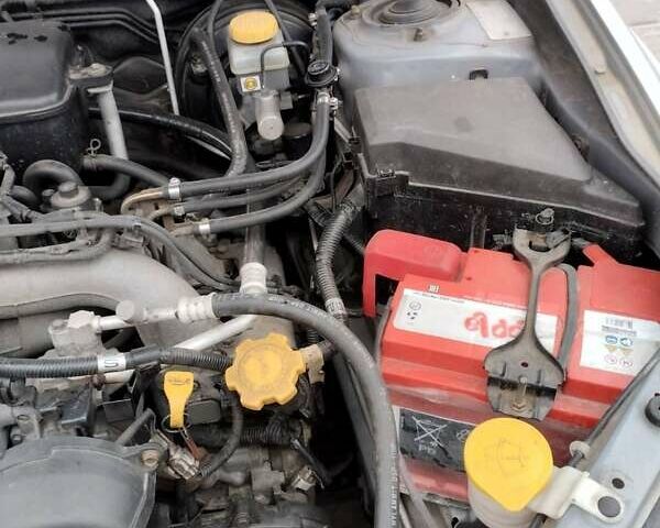 Серый Субару Legacy Outback, объемом двигателя 2.5 л и пробегом 227 тыс. км за 6450 $, фото 14 на Automoto.ua