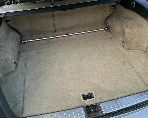 Серый Субару Legacy Outback, объемом двигателя 3 л и пробегом 332 тыс. км за 5222 $, фото 2 на Automoto.ua