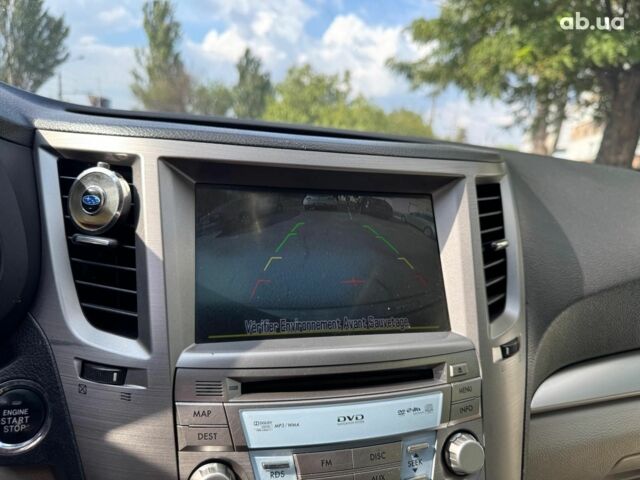 Сірий Субару Legacy Outback, об'ємом двигуна 2 л та пробігом 257 тис. км за 8990 $, фото 24 на Automoto.ua