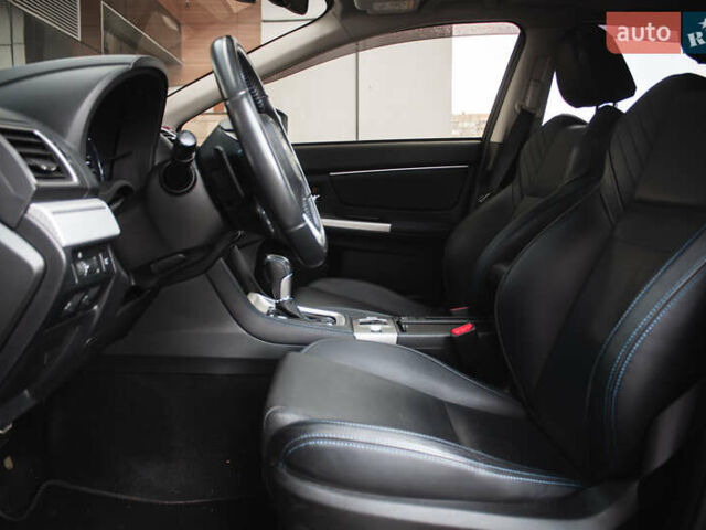 Синій Субару Levorg, об'ємом двигуна 1.6 л та пробігом 154 тис. км за 15000 $, фото 10 на Automoto.ua