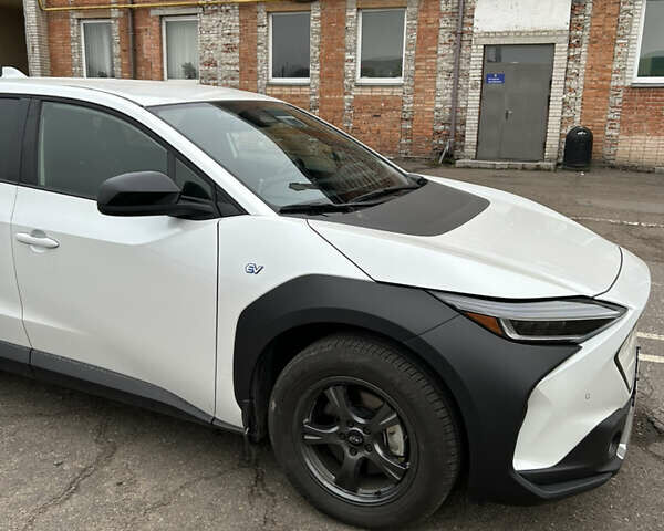 Белый Субару Solterra, объемом двигателя 0 л и пробегом 53 тыс. км за 22900 $, фото 1 на Automoto.ua