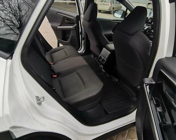 Белый Субару Solterra, объемом двигателя 0 л и пробегом 47 тыс. км за 22900 $, фото 11 на Automoto.ua