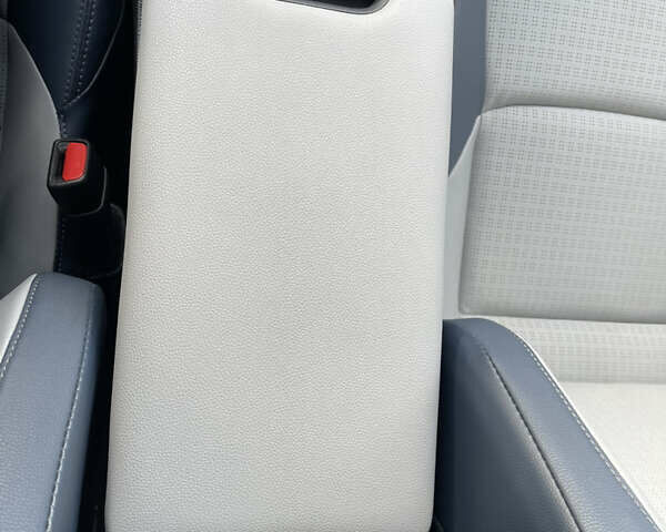 Білий Субару Solterra, об'ємом двигуна 0 л та пробігом 10 тис. км за 28200 $, фото 48 на Automoto.ua