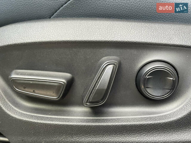 Білий Субару Solterra, об'ємом двигуна 0 л та пробігом 10 тис. км за 28200 $, фото 30 на Automoto.ua