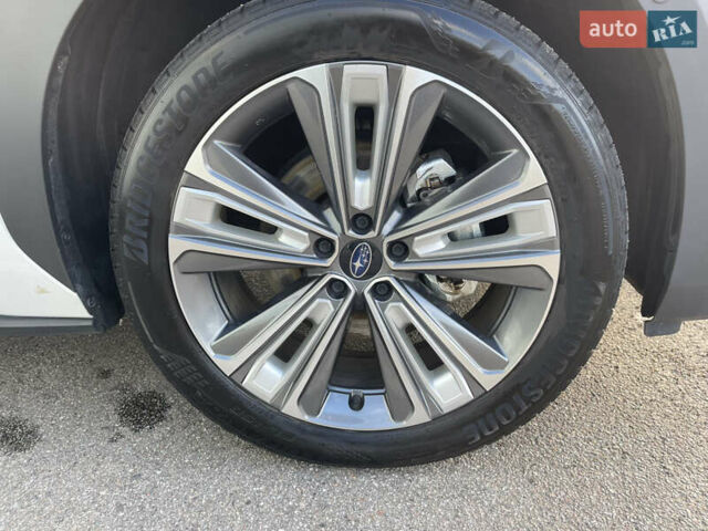 Білий Субару Solterra, об'ємом двигуна 0 л та пробігом 10 тис. км за 28200 $, фото 19 на Automoto.ua