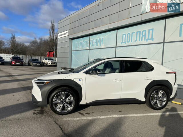 Білий Субару Solterra, об'ємом двигуна 0 л та пробігом 10 тис. км за 28200 $, фото 4 на Automoto.ua